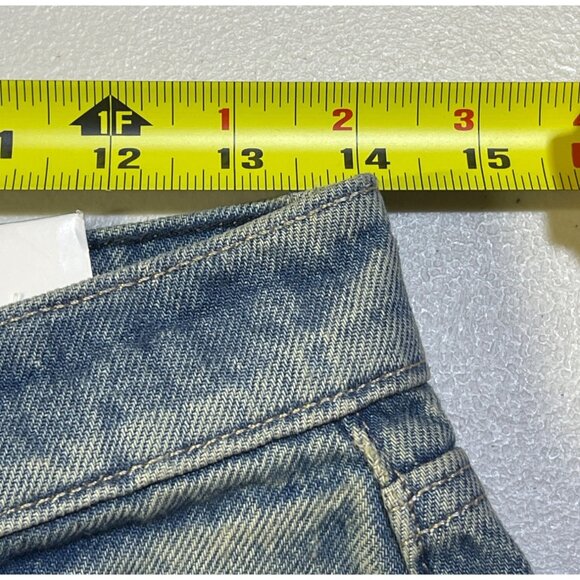 Arizona Jean Co. Womens Size 4 Low-Rise Dad Jeans Light Wash Denim - Picture 4 of 9